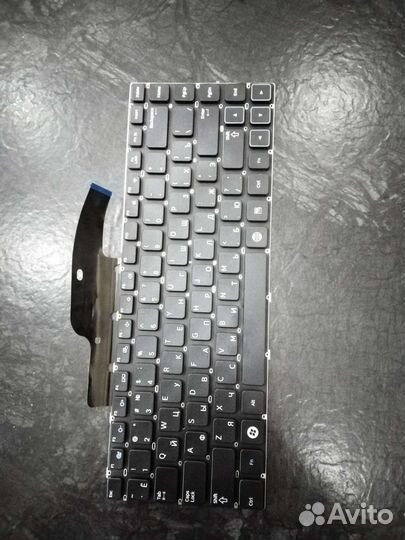 Клавиатура для Samsung 300E4A, 300V4A