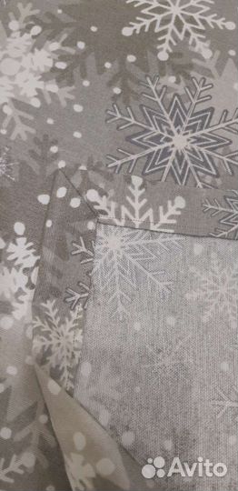 Скатерть с новогодним принтом