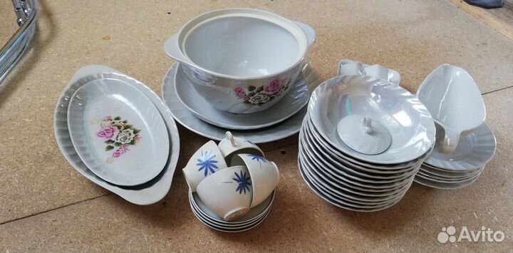 Набор столовой посуды на 6 персон