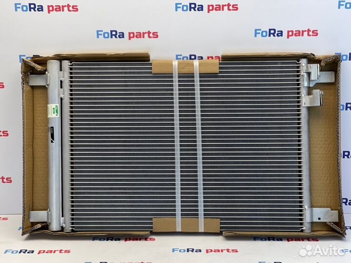 Радиатор кондиционера Audi Q3 2.0