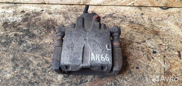 Суппорт задний левый Cadillac SRX 1 2003-2009