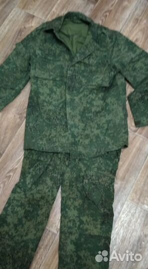 Два Новых Летних костюма мох + пиксель