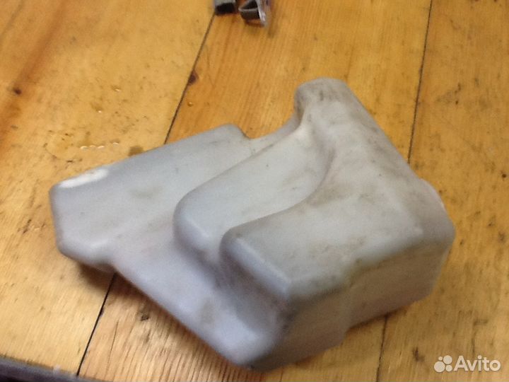 Тойота камри расширительный бачек