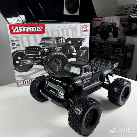 Rc модель Arrma Notorious 6S V6 1/8