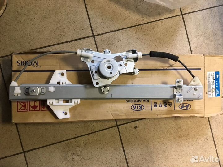 Стеклоподъемник задней правой двери accent