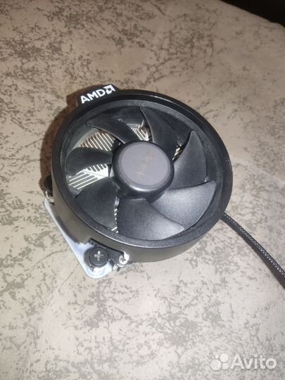 Кулер процеccорный боксовый amd