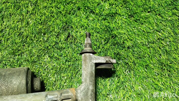 Трапеция стеклоочистителей VW Touran 2