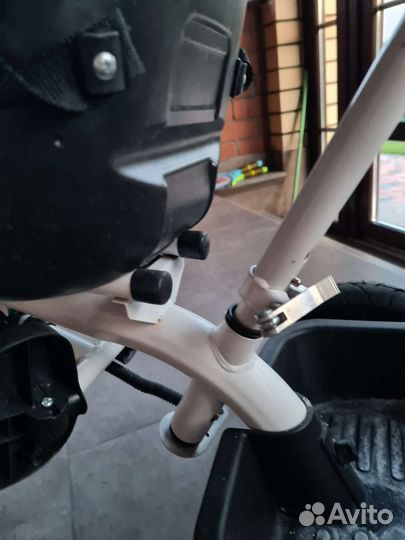 Трехколесный велосипед с родительской ручкой