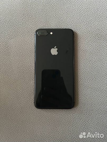 iPhone 8 Plus, 64 ГБ