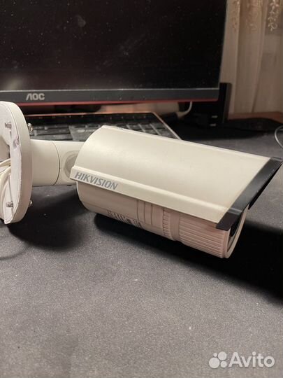 Камера hikvision DS-2CD2622FWD-IZS