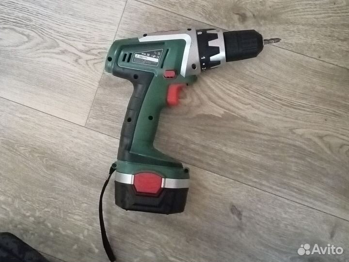 Шуруповерт Hammer