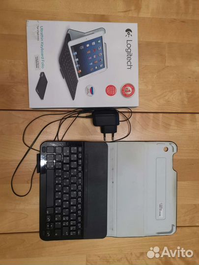 Клавиатура Logitech Ultrathin Keyboard Folio