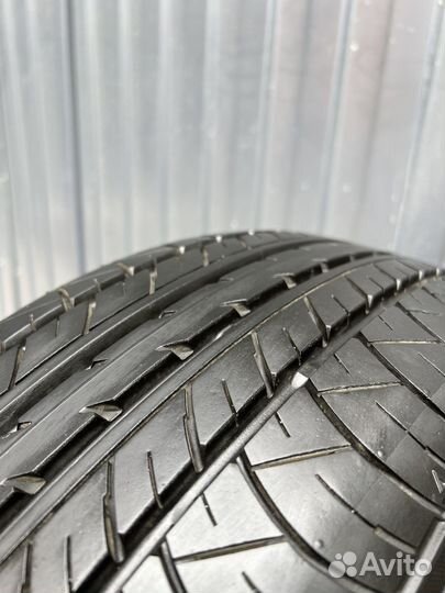 Yokohama BluEarth E70 215/60 R16