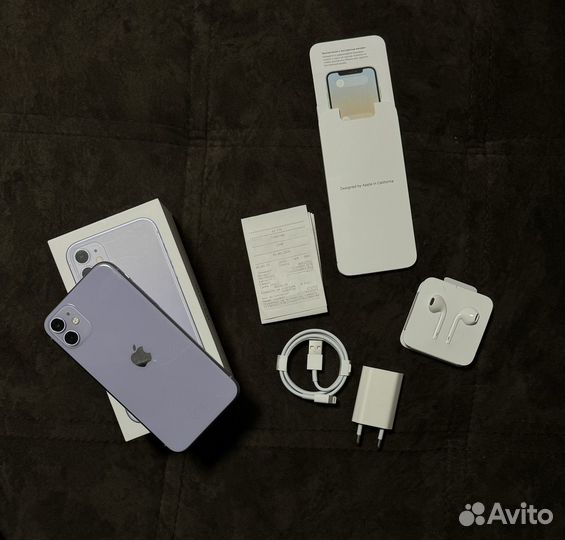iPhone 11, 64 ГБ