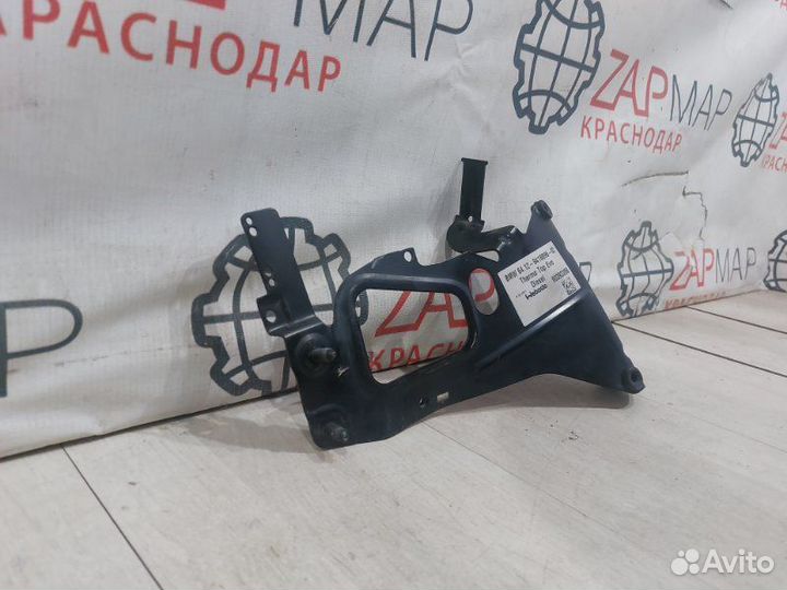 Кронштейн Bmw 5 G30 до рестайлинг 2017-2019