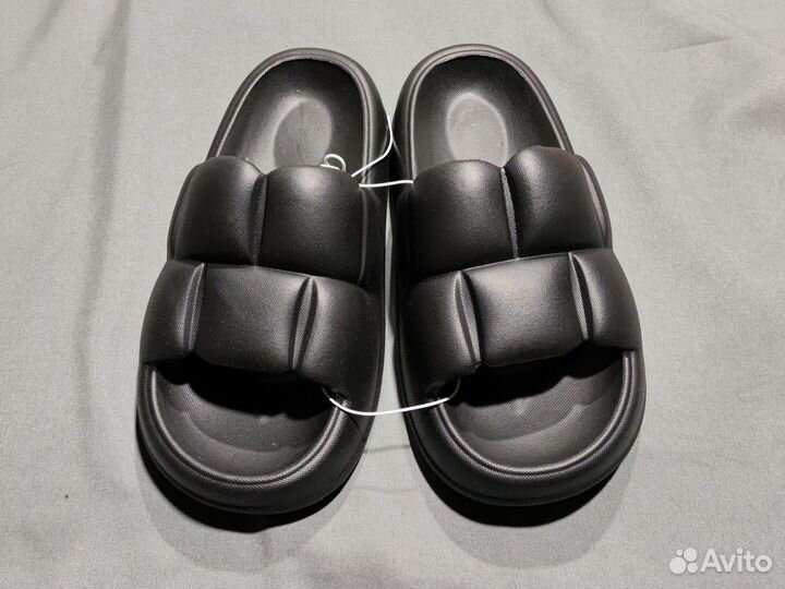 Шлепанцы сланцы