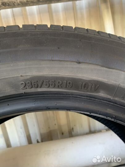 Toyo 310 235/55 R19