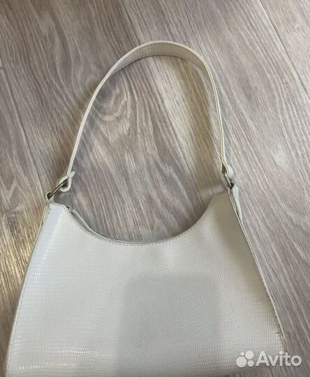 Продам женские вещи