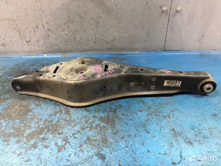 Рычаг нижний задний Volkswagen Passat B6