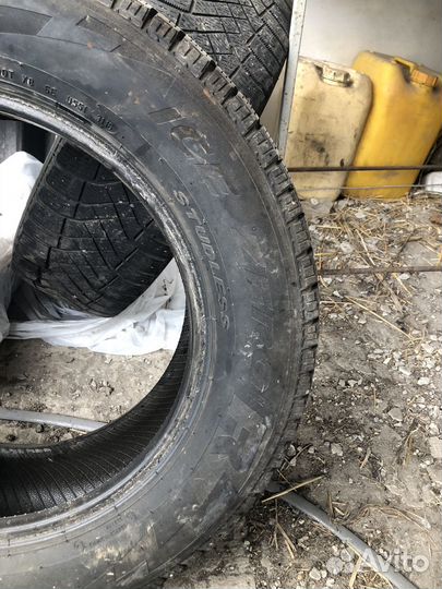 Pirelli Ice Zero 225/65 R17