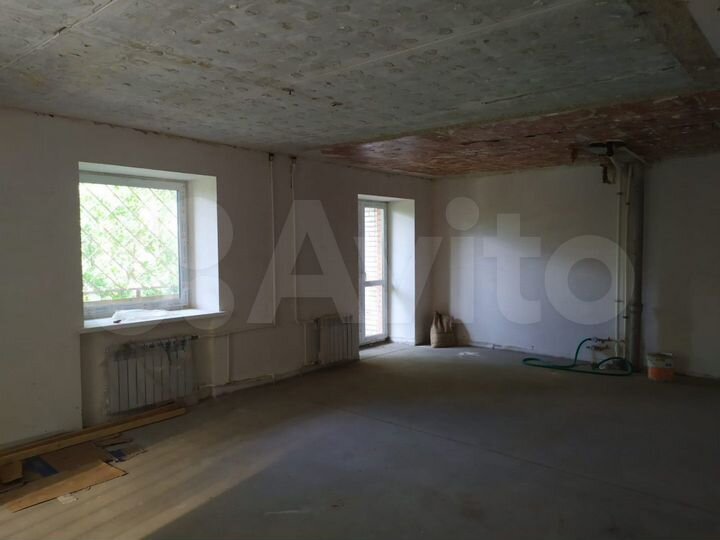 Помещение свобод. назначения 370м