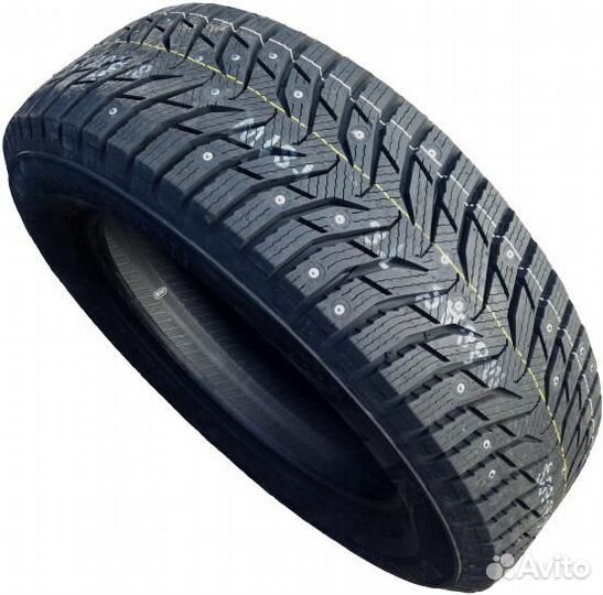 Kumho WinterCraft SUV Ice WS31 265/70 R16 112T