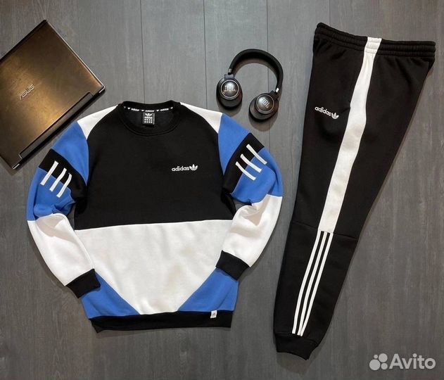 Спортивный костюм Adidas