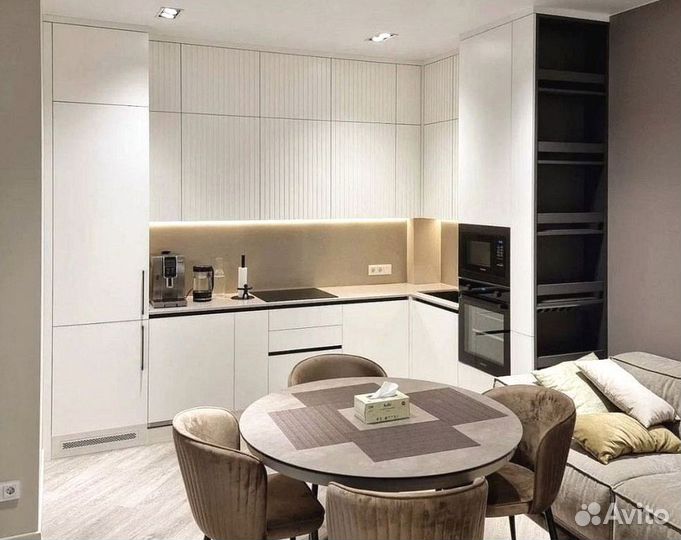 Кухня под потолок на заказ