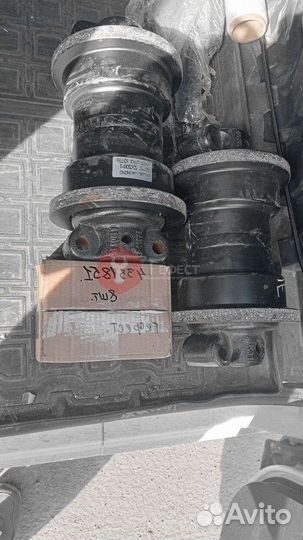 Каток поддерживающий Doosan 225LC-V 2270-1005