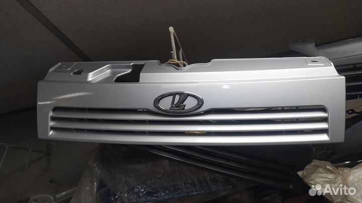 Решетка радиатора ваз 2110