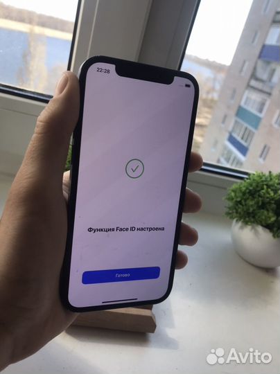 iPhone 12, 64 ГБ