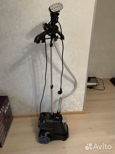 Отпариватель для одежды вертикальный