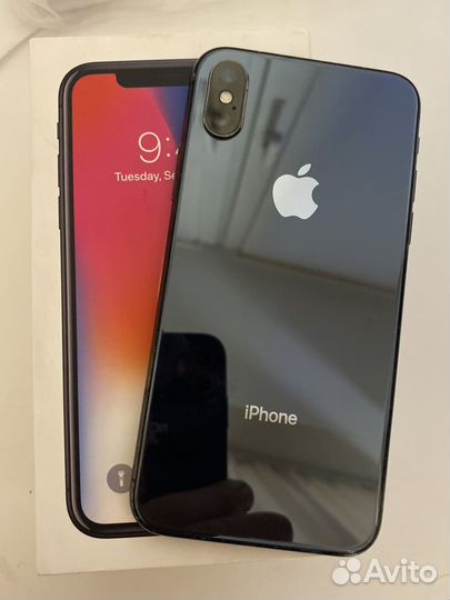 iPhone X, 64 ГБ