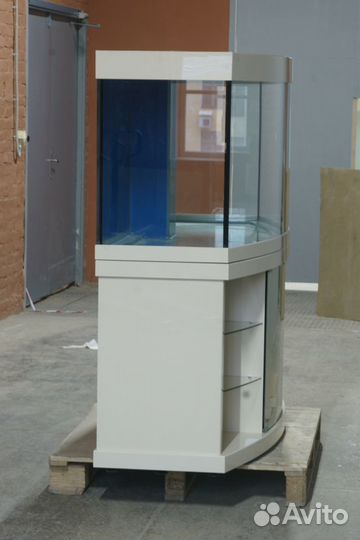 Аквариум панорамный в отделке акрил 600 литров