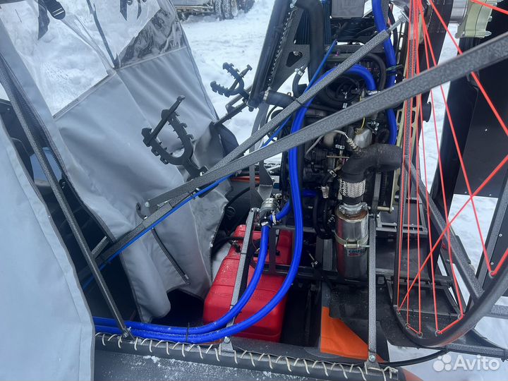 Аэролодка 'Сокол 70 с поддувом'