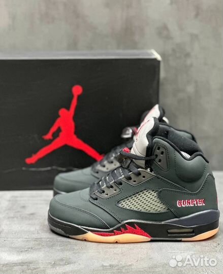 Кроссовки Air jordan retro 5