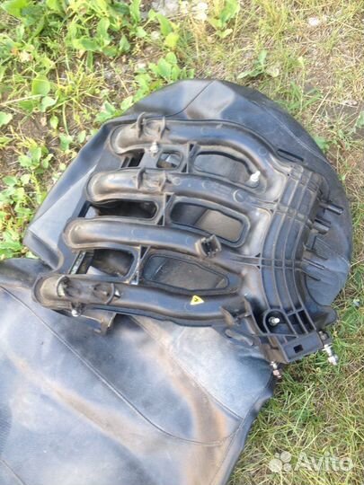 Ресивер впускной на Ваз 1.6 16кл