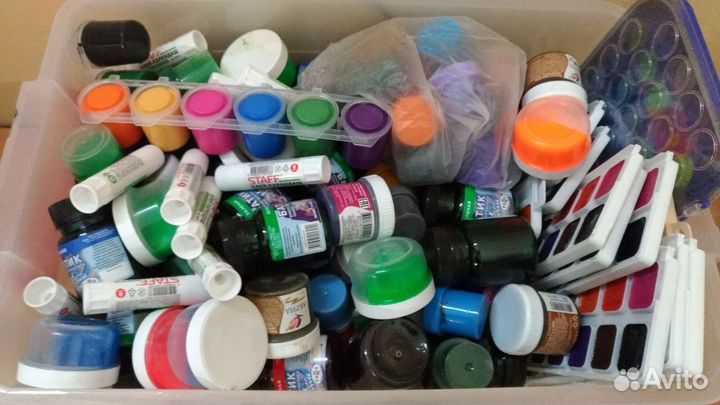 Краски, пластилин, клей, канцтовары