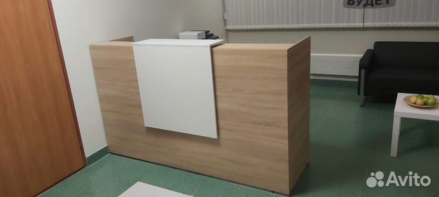 Стойка ресепшн