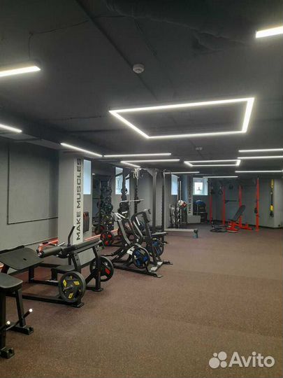 Безлимитный абонемент в фитнес клуб Fast step gym