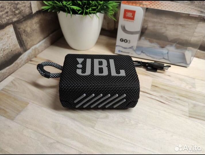 Музыкальная колонка JBL GO3