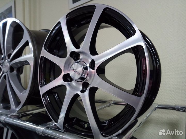 Диск литой Xtrike X-114M 5.5x14 4x100 ET45 DIA67.1