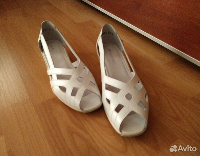 Туфли женские
