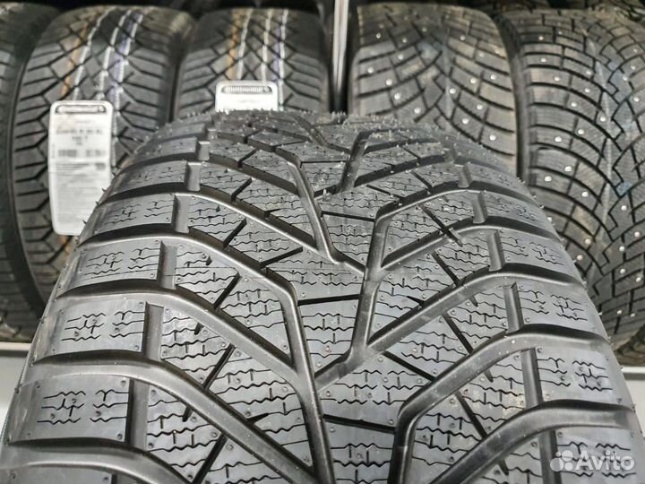 Yokohama W.Drive V905 275/40 R20