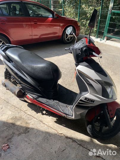 Sym Jet 4