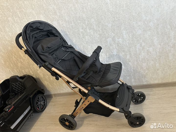Прогулочная коляска costa