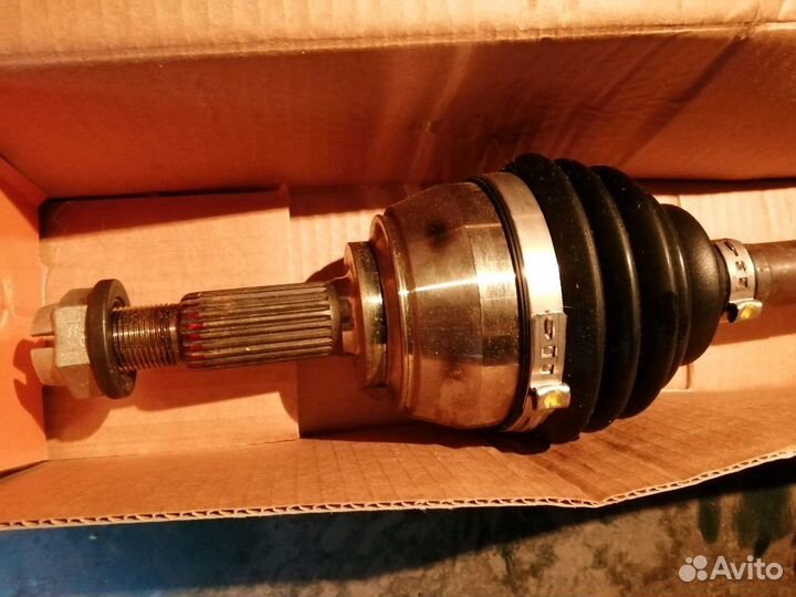 Привод в сборе Nissan Note 1.5D с подвесным подшип