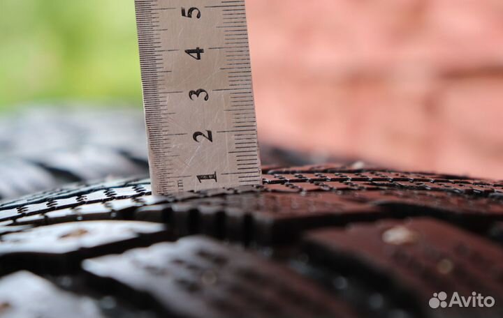 Kumho I'Zen RV Stud KC16 225/65 R17 106T