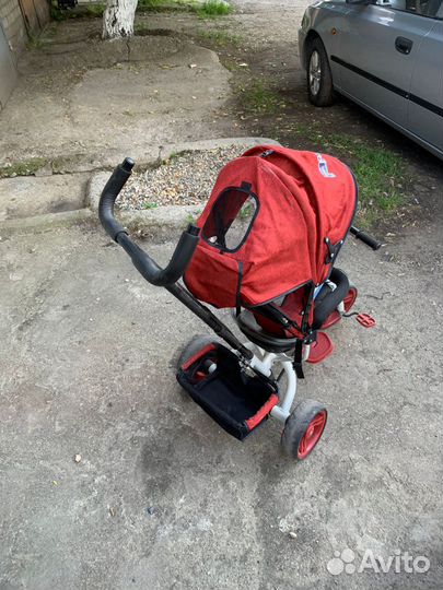 Детский трехколесный велосипед