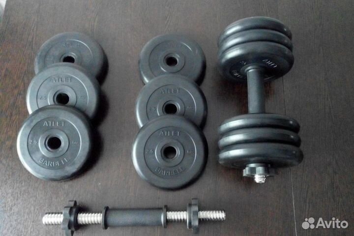 Гантели по 17 кг (блины 2,5 кг)